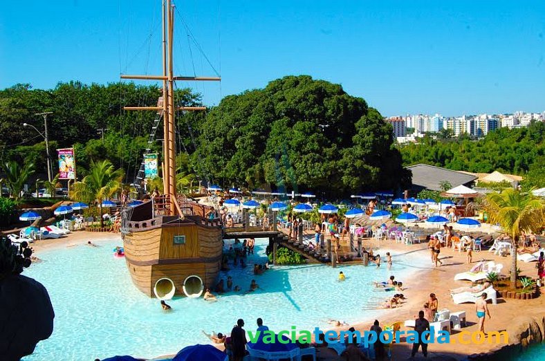 Hospede-se no Piazza diRoma e aproveite o diRoma Acqua Park